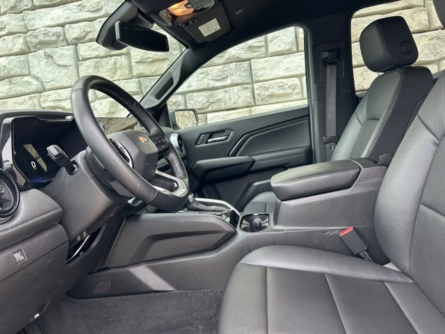 Used 2023 Chevrolet Colorado LT w/ LT Convenience Package III RWD image 8