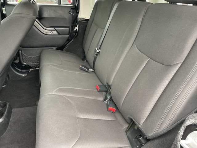 Used 2017 Jeep Wrangler Unlimited Sport w/ Quick Order Package 24S AWD/4WD image 32
