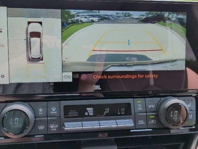 Used 2025 Toyota Grand Highlander AWD image 24