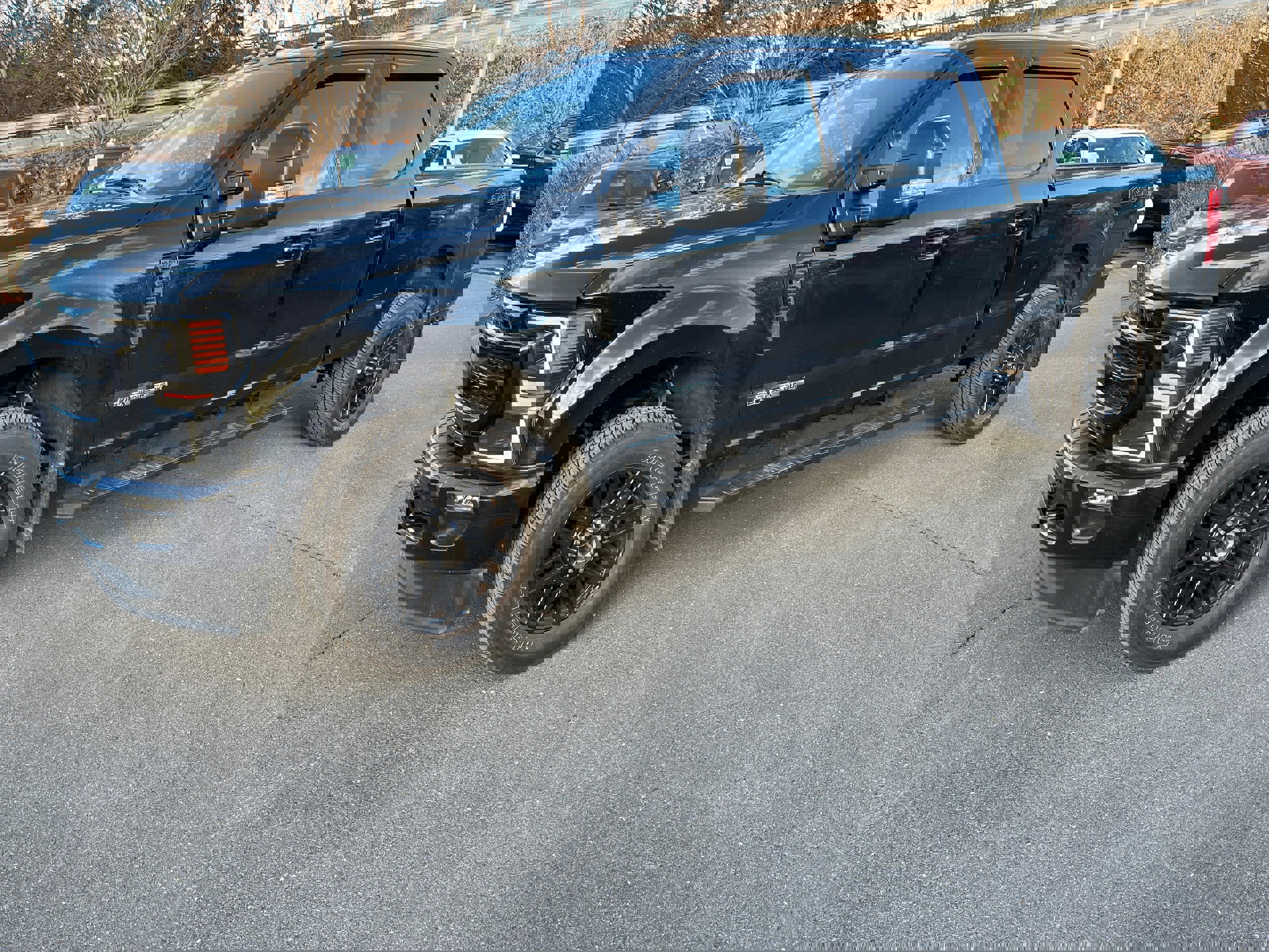 Certified 2022 Ford F250 Lariat w/ Black Appearance Package image 28