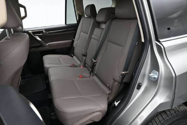 Used 2021 Lexus GX 460 Premium w/ Premium Package AWD/4WD image 31