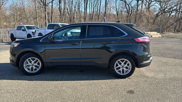 Certified 2023 Ford Edge SEL w/ Convenience Package image 2