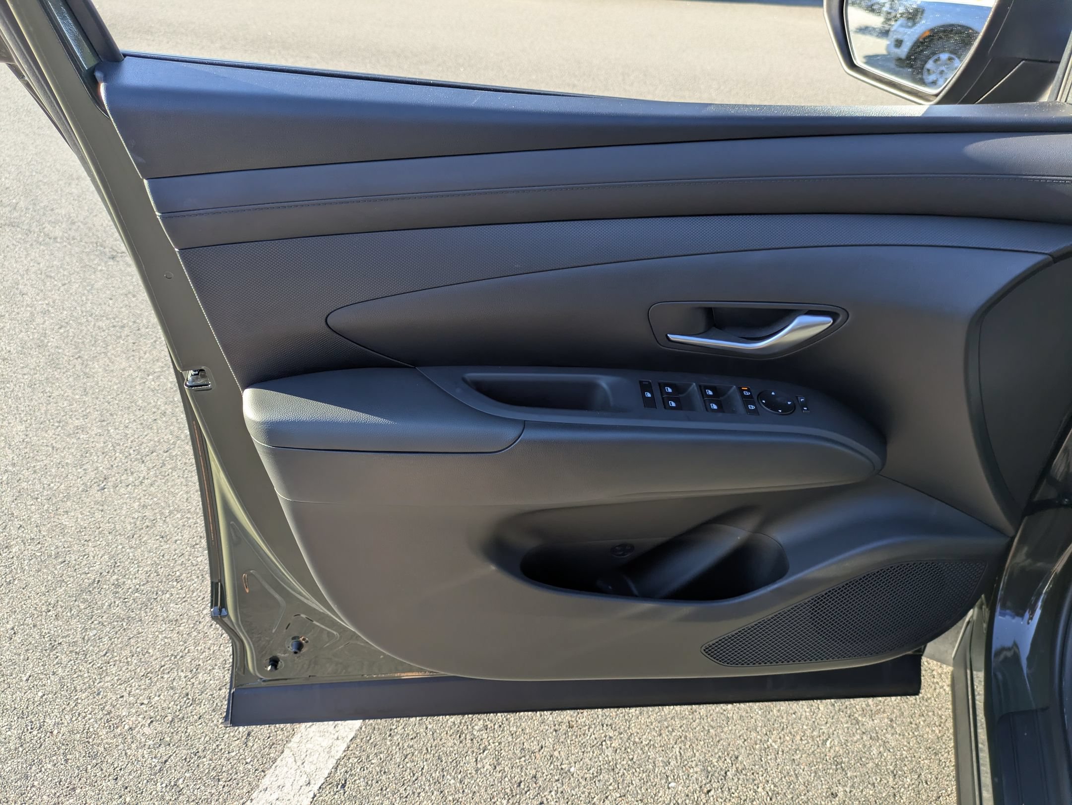 Used 2025 Hyundai Tucson SEL FWD image 15