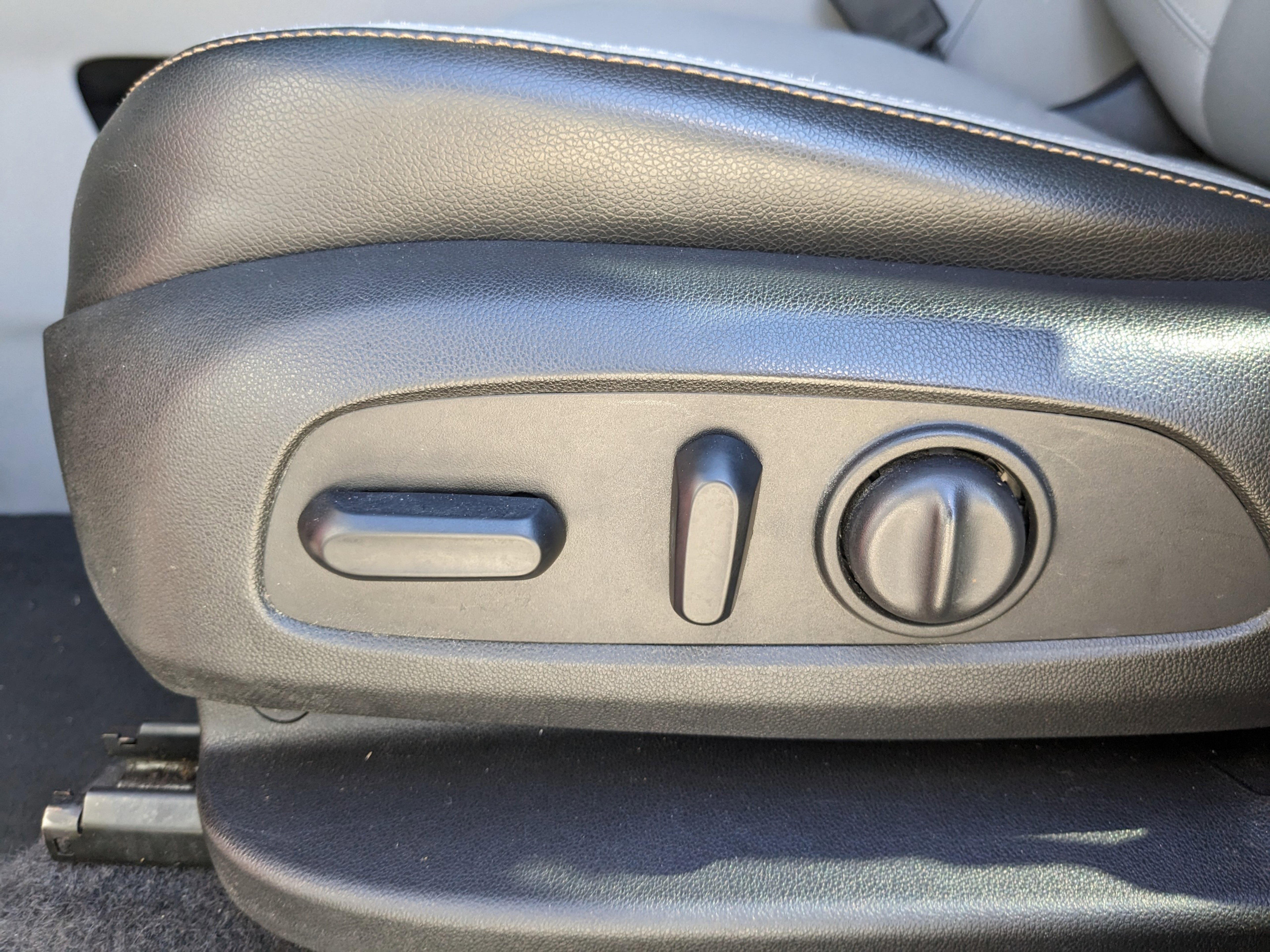 Used 2020 GMC Terrain SLT w/ Preferred Package image 20