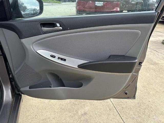 Used 2017 Hyundai Accent SE FWD image 16
