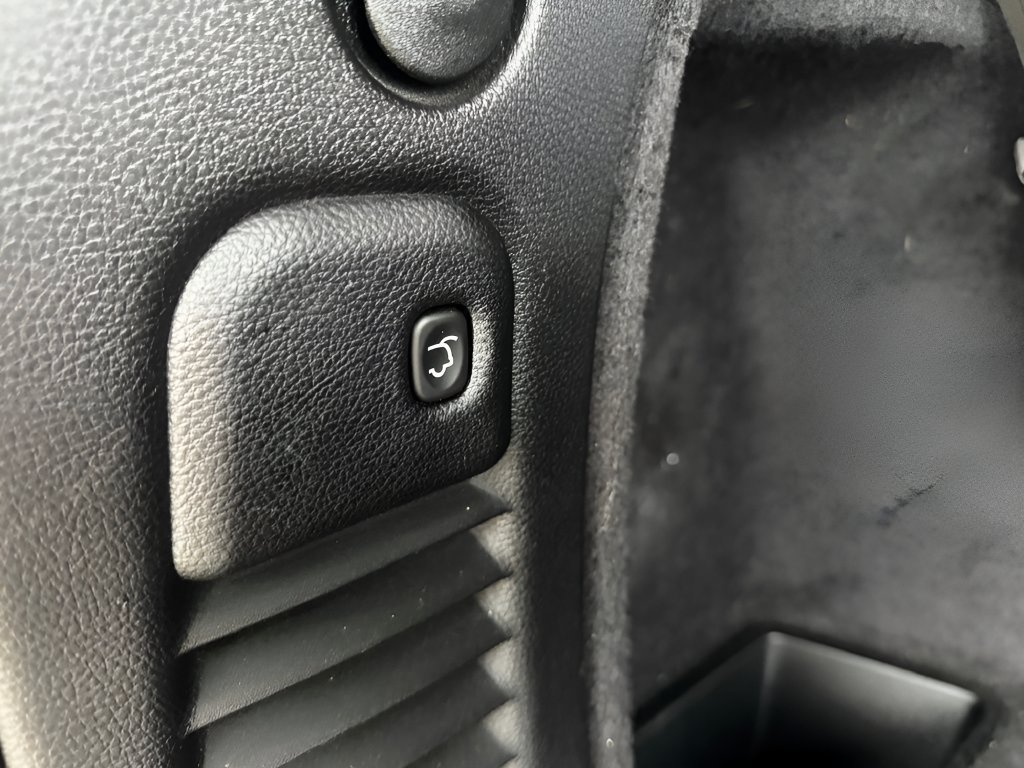 Used 2023 Dodge Durango GT AWD/4WD image 16