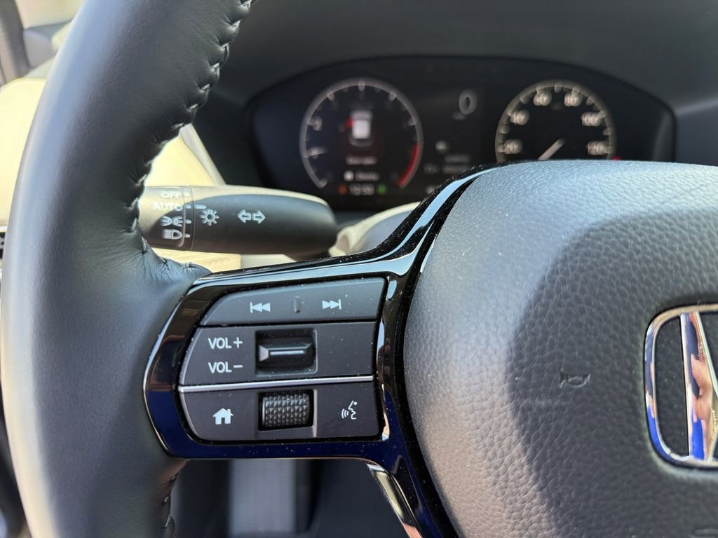Used 2026 Honda HR-V EX-L image 18