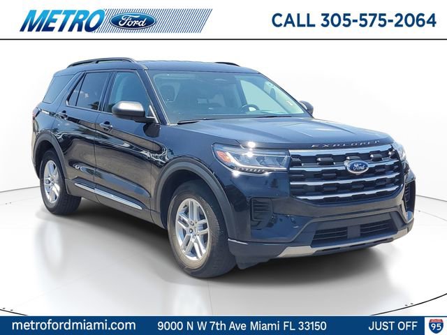 Certified 2025 Ford Explorer Active RWD image 1