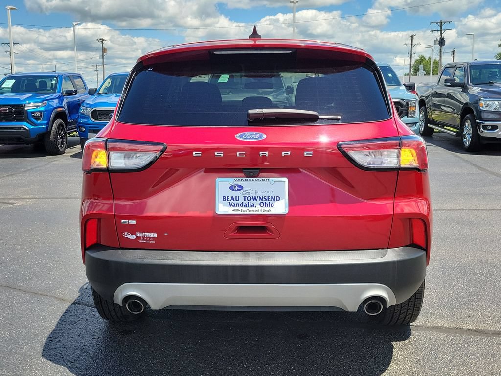 Certified 2022 Ford Escape SE w/ Cold Weather Package FWD image 5
