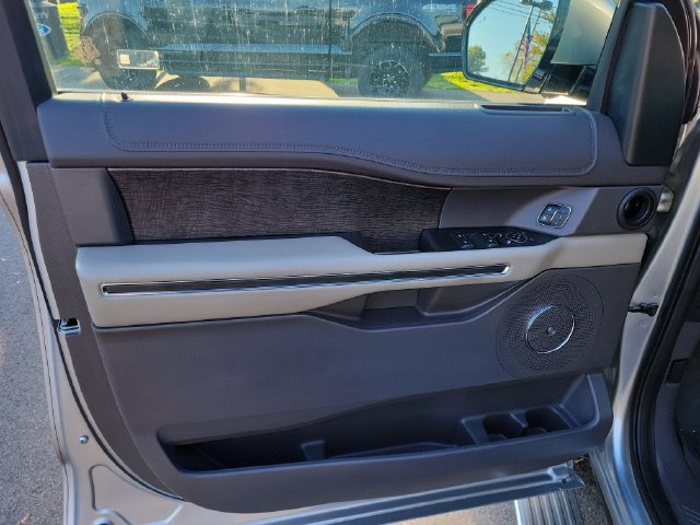 Certified 2021 Ford Expedition Limited RWD image 13