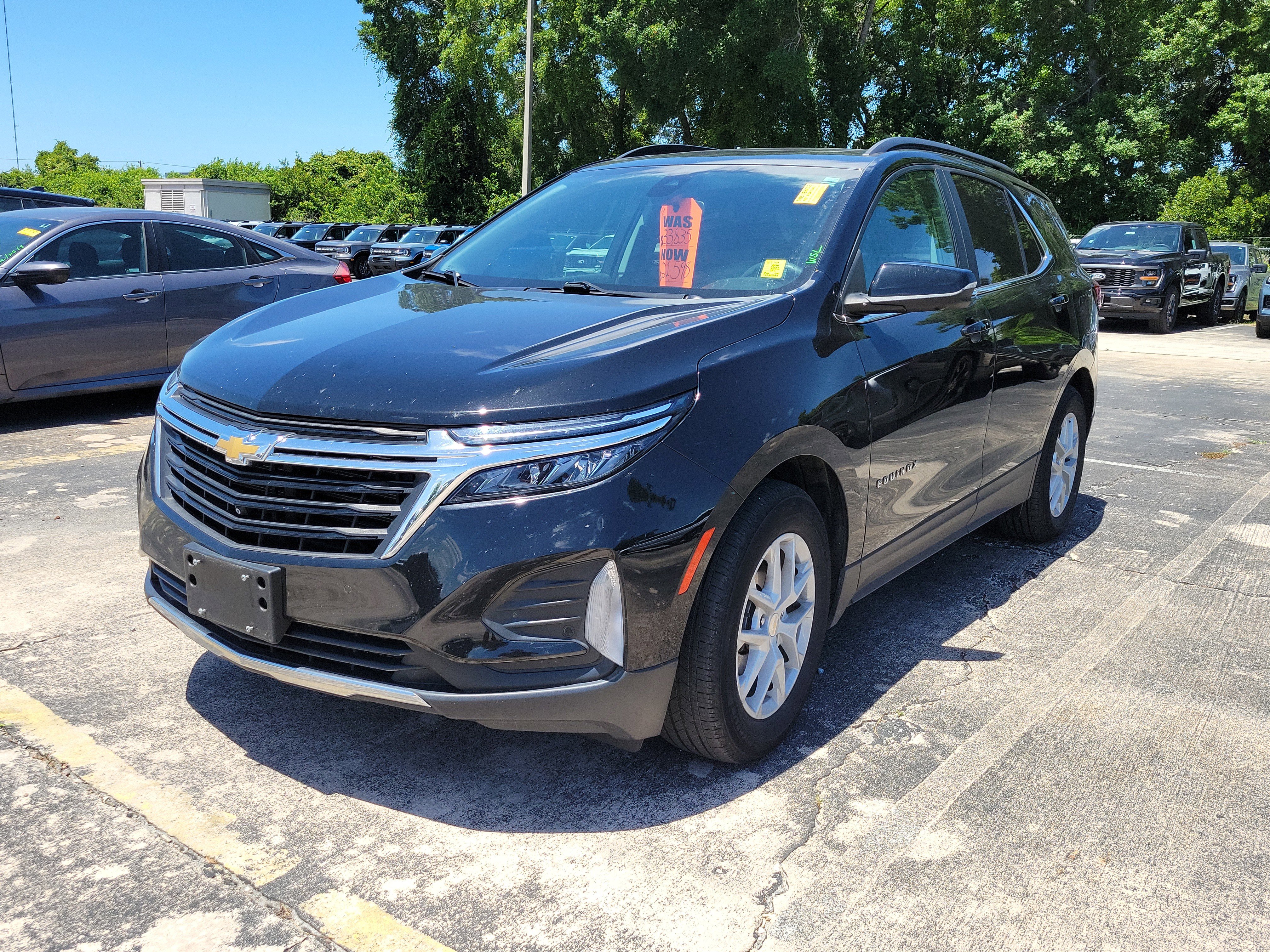 Used 2022 Chevrolet Equinox LT FWD image 3