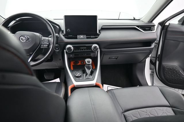 Used 2024 Toyota RAV4 Adventure AWD/4WD image 18
