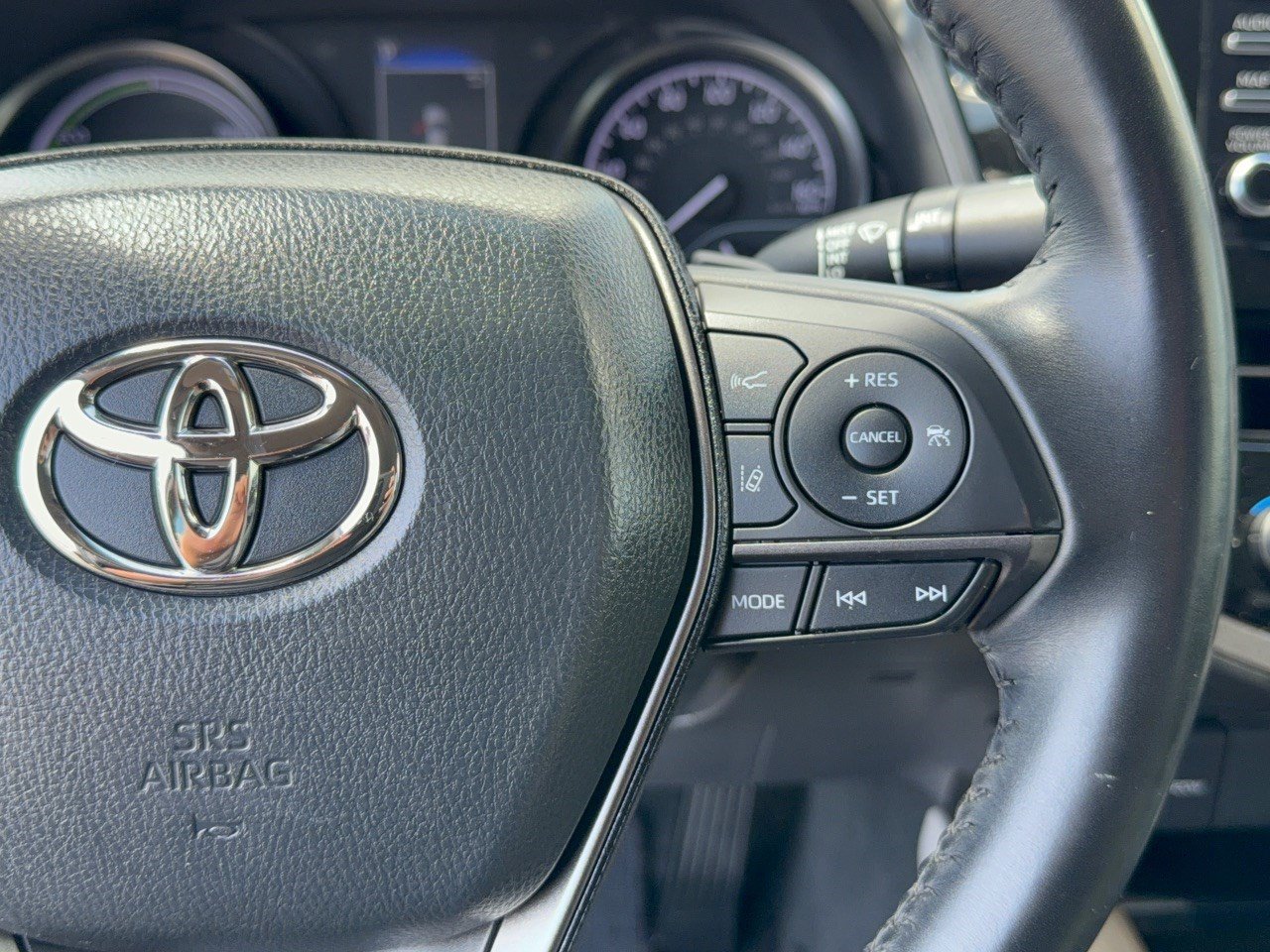 Used 2023 Toyota Camry SE FWD image 19
