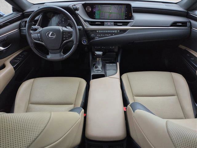 Used 2020 Lexus ES 300h w/ Premium Package image 19