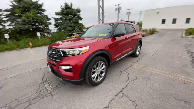 Certified 2023 Ford Explorer XLT w/ Equipment Group 202A AWD/4WD image 5