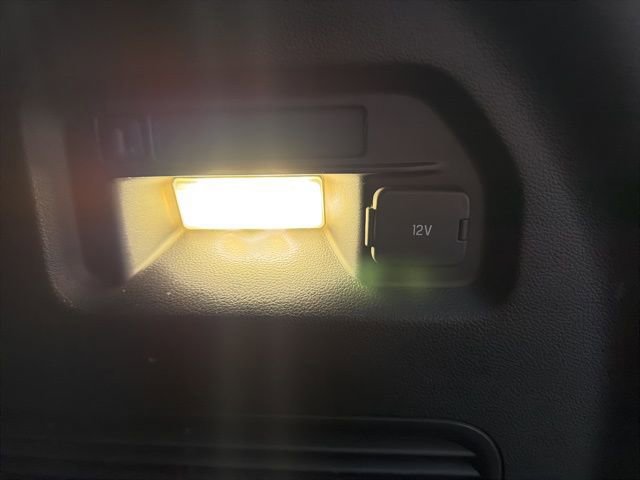 Certified 2021 Ford Explorer XLT w/ Equipment Group 202A image 14