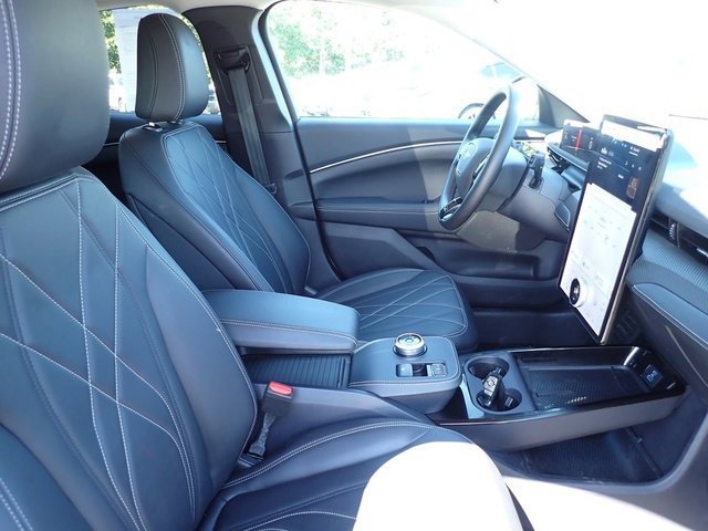 Certified 2024 Ford Mustang Mach-E Select w/ Comfort Package Lite image 10