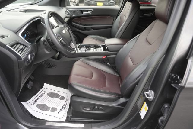 Certified 2020 Ford Edge Titanium w/ Equipment Group 301A image 9