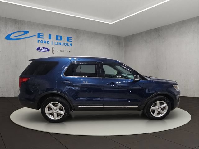 Certified 2017 Ford Explorer XLT w/ Equipment Group 202A AWD/4WD image 6
