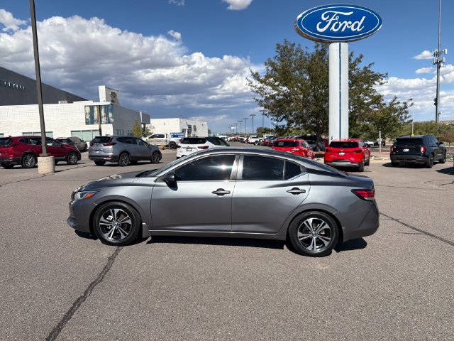 Used 2020 Nissan Sentra SV FWD image 2