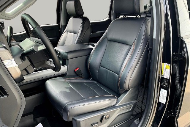 Certified 2025 Ford F350 Lariat w/ Black Appearance Package AWD/4WD image 21