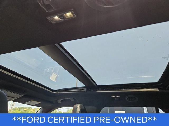 Certified 2022 Ford Explorer ST-Line RWD image 19