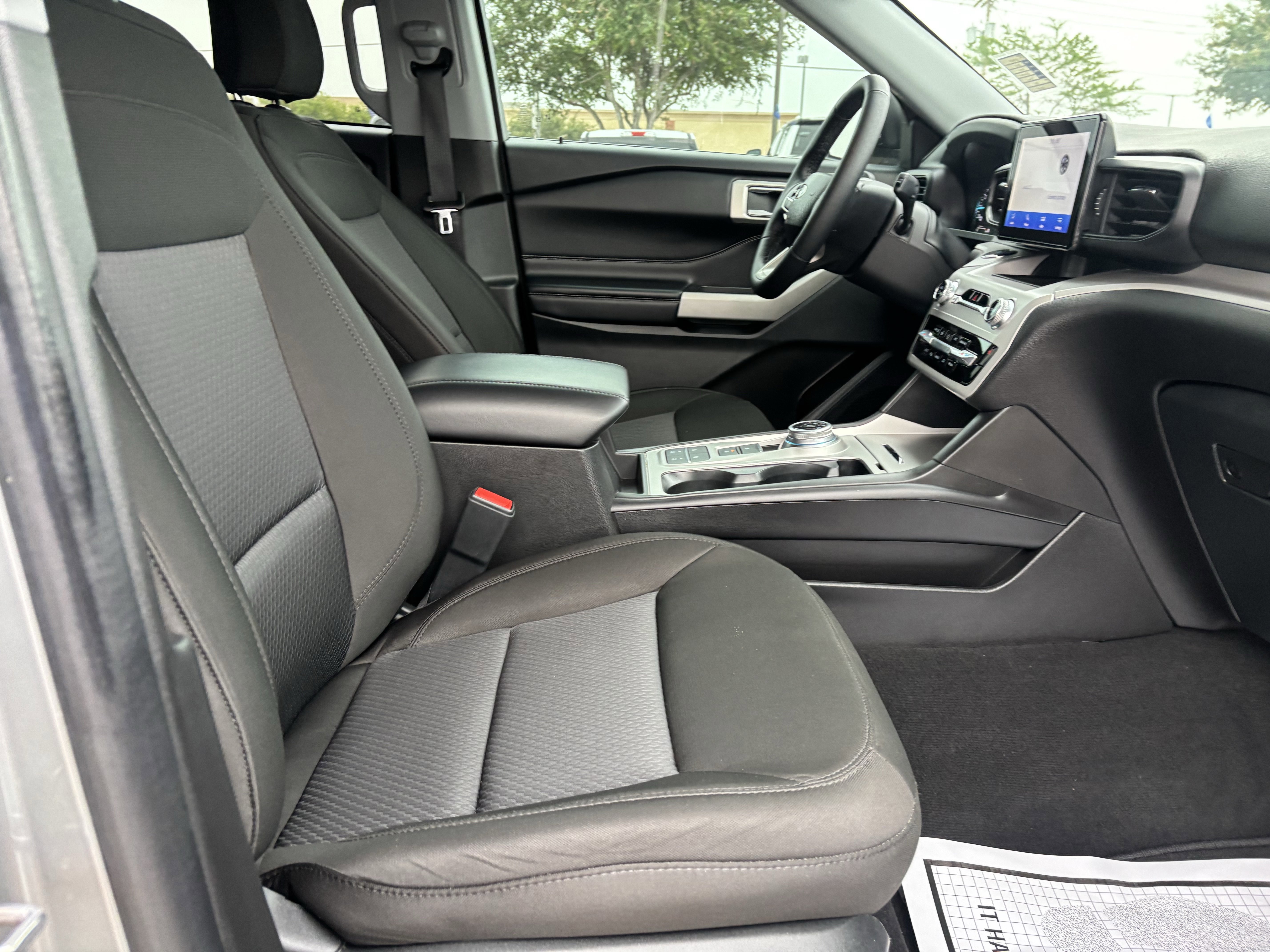 Certified 2023 Ford Explorer XLT image 26