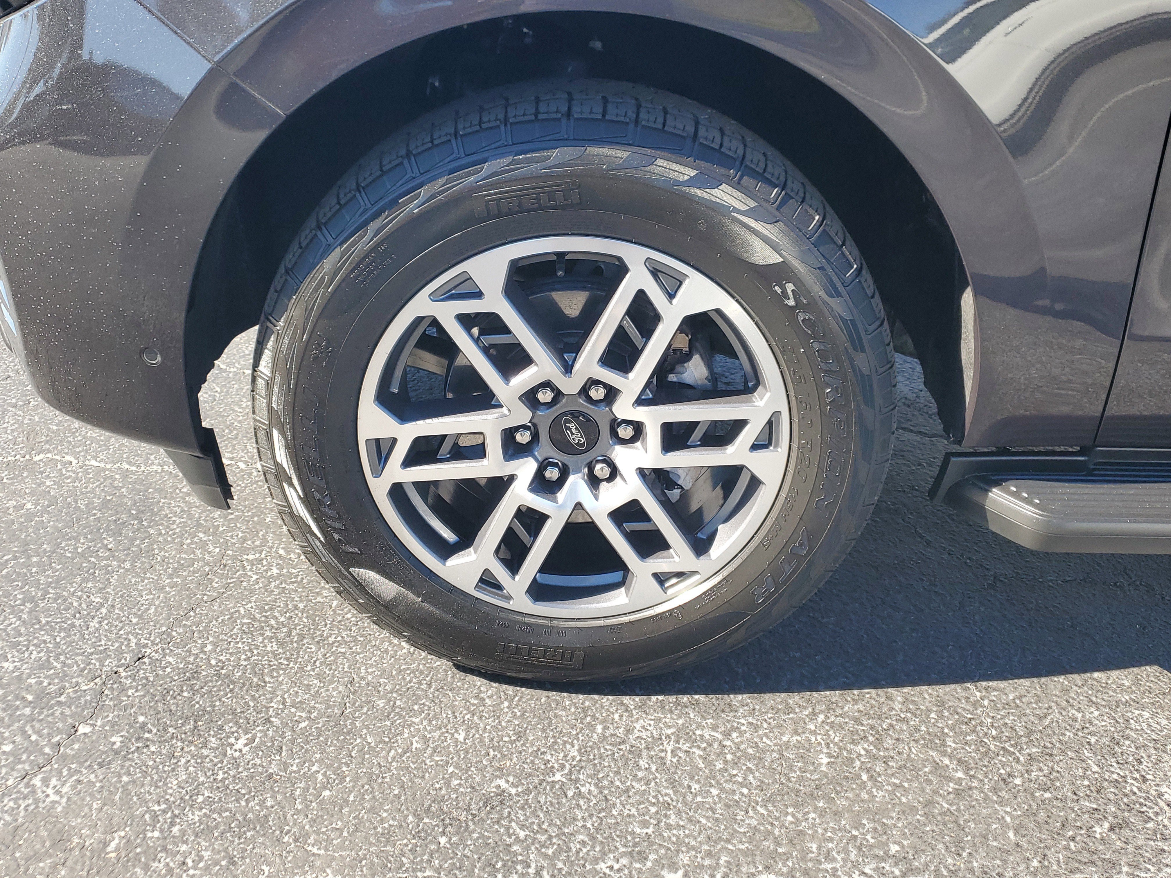 Certified 2025 Ford Expedition Max Active image 8