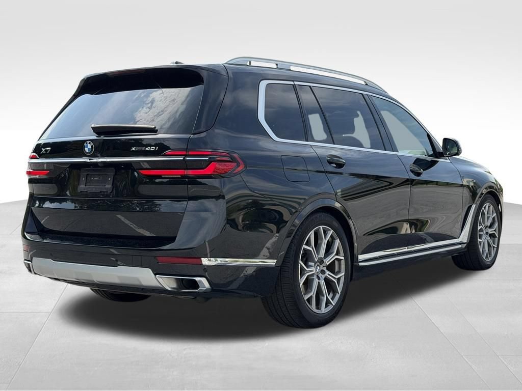 Used 2024 BMW X7 xDrive40i AWD/4WD image 13