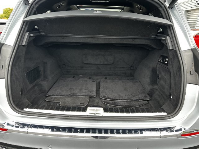 Used 2024 Mercedes-Benz Maybach GLS 600 4MATIC image 50