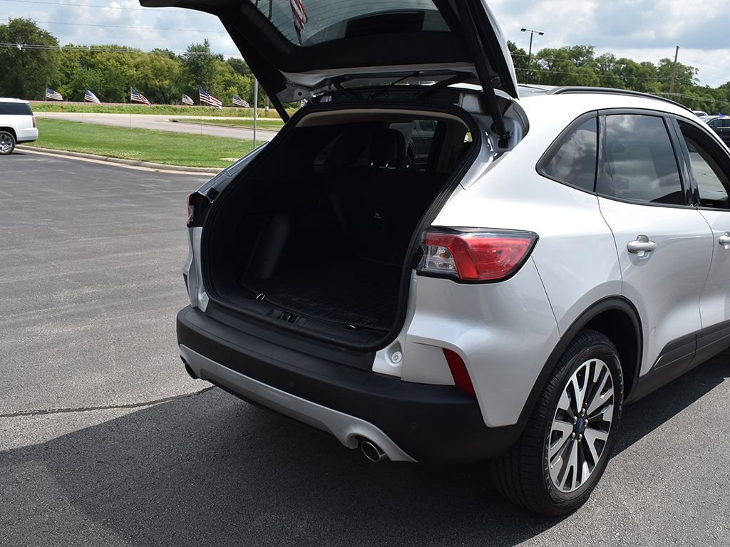 Certified 2020 Ford Escape SE Sport AWD/4WD image 28