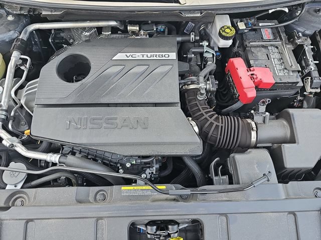 Used 2025 Nissan Rogue SV FWD image 32