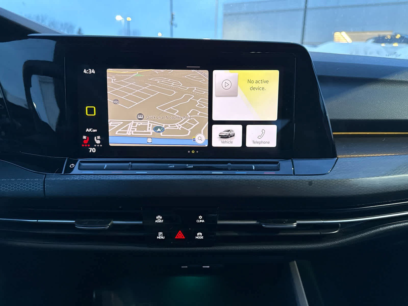 Used 2022 Volkswagen GTI SE image 9