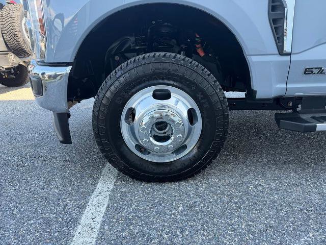 Certified 2025 Ford F350 Lariat w/ Chrome Package AWD/4WD image 23