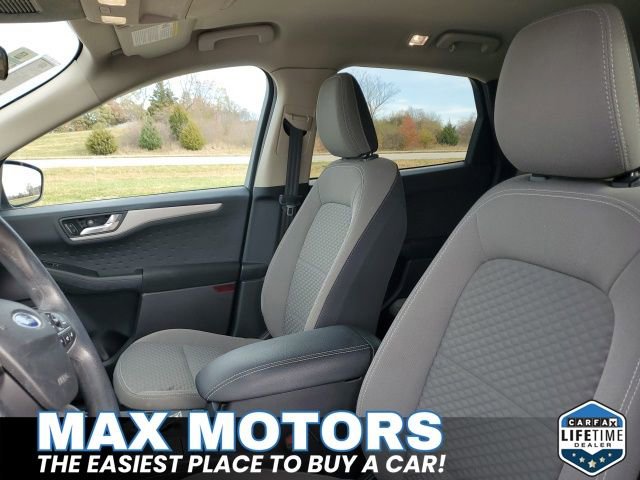 Certified 2020 Ford Escape SE image 16