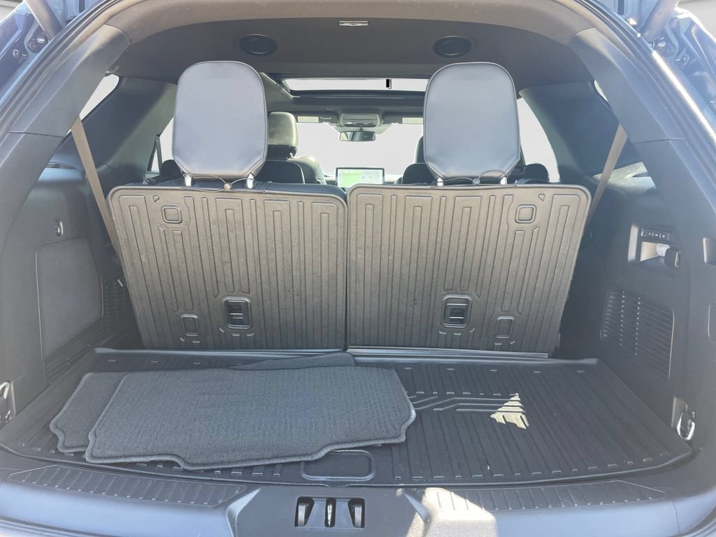 Certified 2025 Ford Explorer ST AWD/4WD image 14