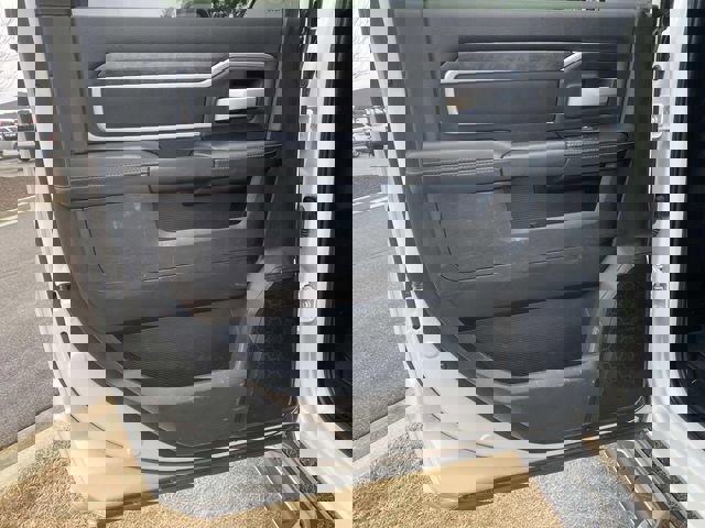 Used 2024 RAM 3500 Big Horn image 16