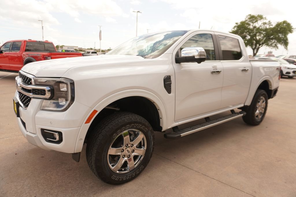Certified 2024 Ford Ranger Lariat w/ FX4 Off-Road Package AWD/4WD image 3