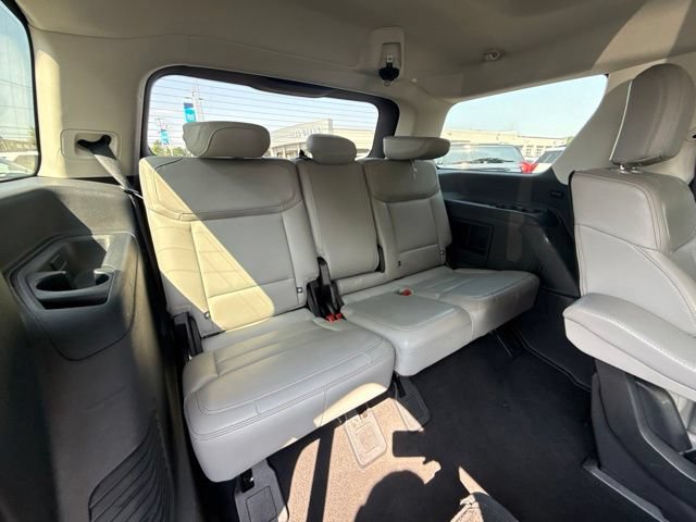 Certified 2025 Ford Expedition Active AWD/4WD image 12