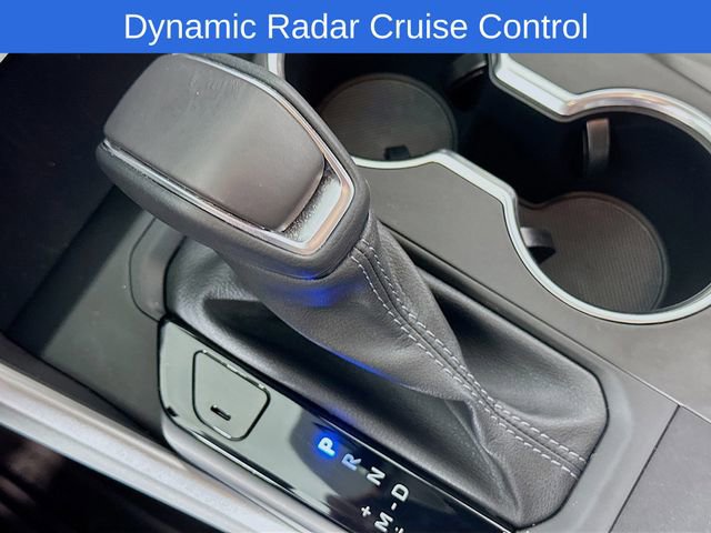 Used 2024 Toyota Highlander XLE FWD image 16