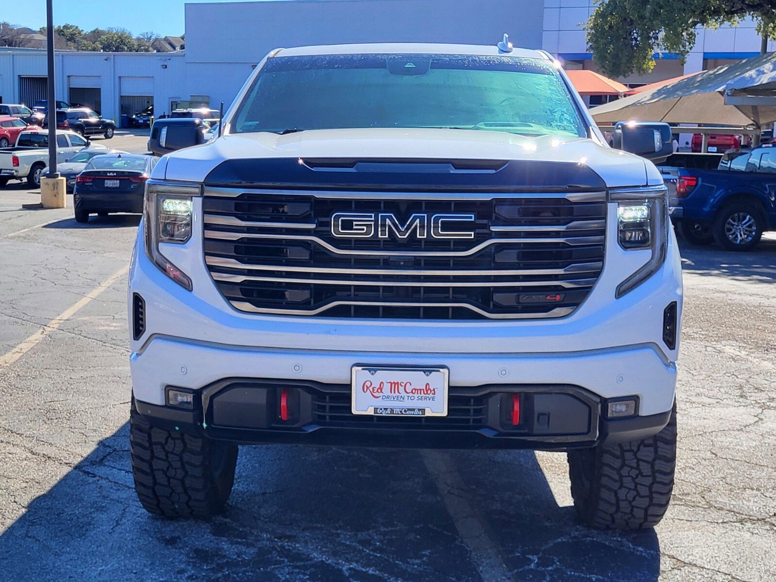 Used 2025 GMC Sierra 1500 AT4 w/ AT4 Premium Package image 8