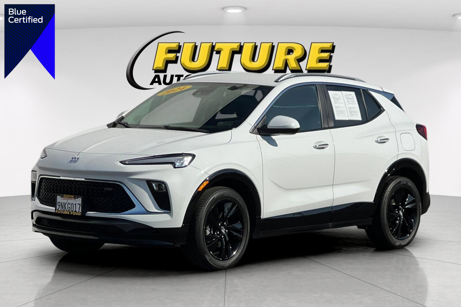 Used 2024 Buick Encore GX Sport Touring image 1