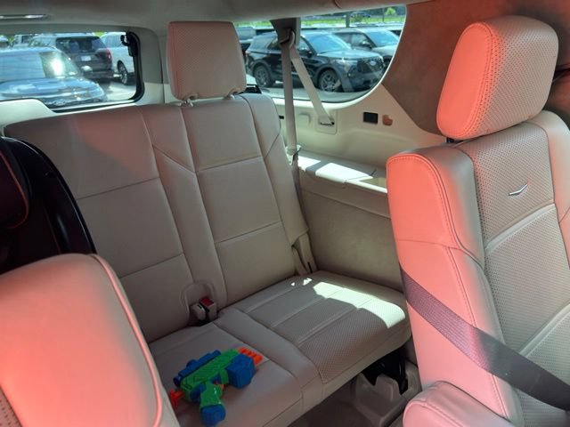 Used 2024 Cadillac Escalade ESV Sport Platinum w/ LPO, ONYX Package AWD/4WD image 11