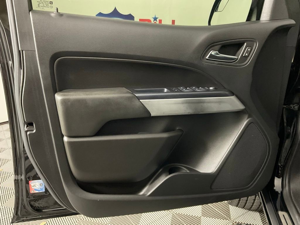 Used 2020 Chevrolet Colorado LT RWD image 12