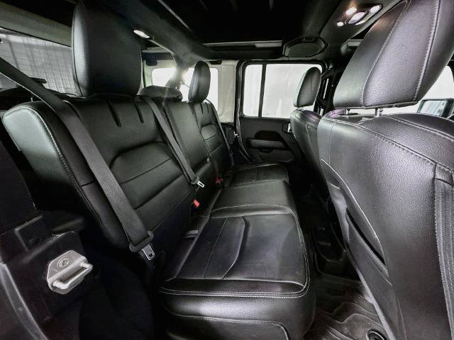 Used 2021 Jeep Wrangler Unlimited Sahara w/ Cold Weather Group AWD/4WD image 28