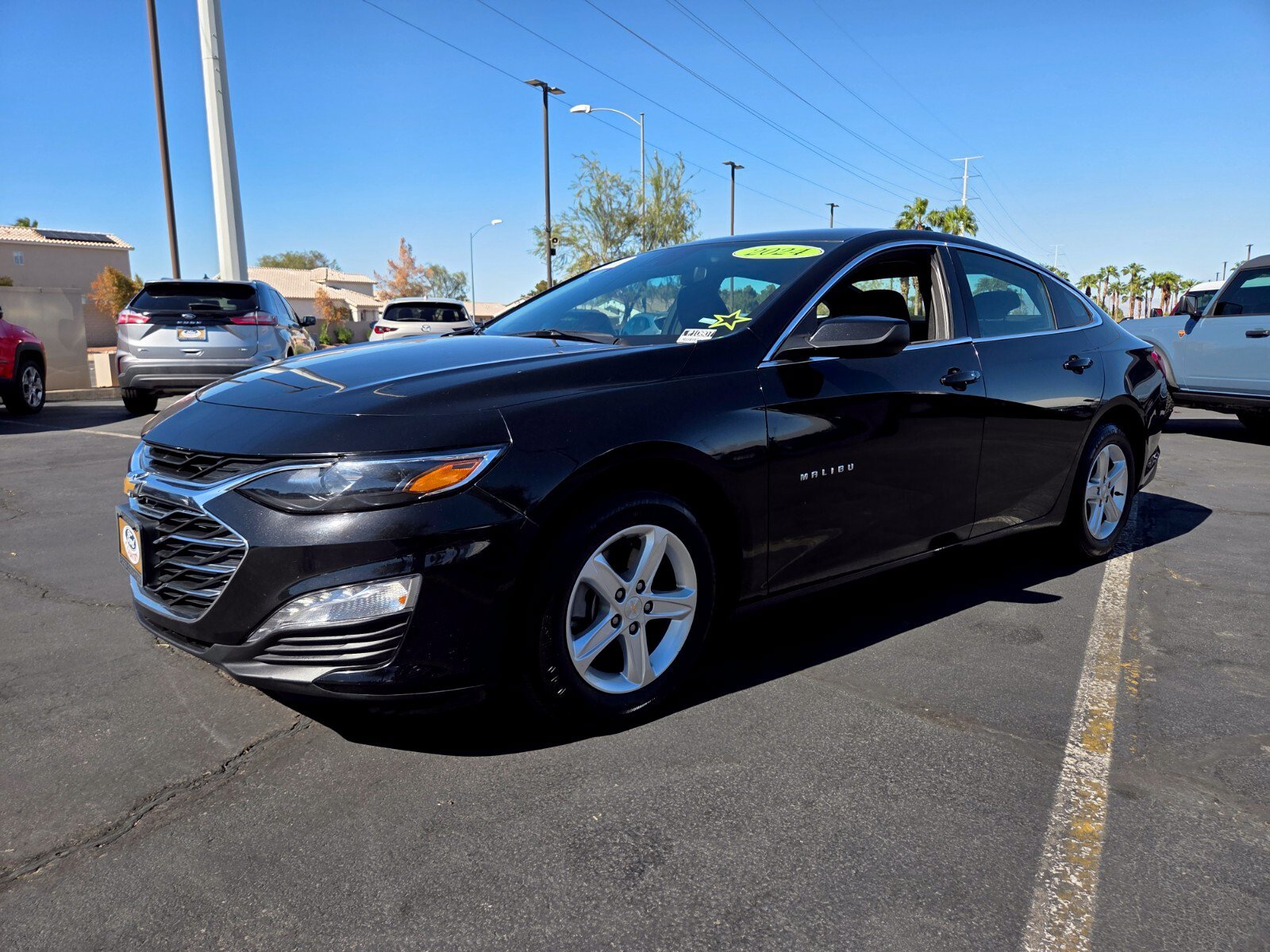 Used 2024 Chevrolet Malibu LT FWD image 2