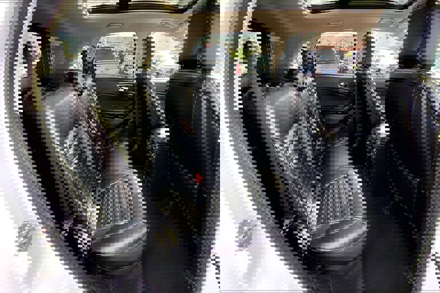 Certified 2024 Ford Edge SEL w/ Convenience Package image 18