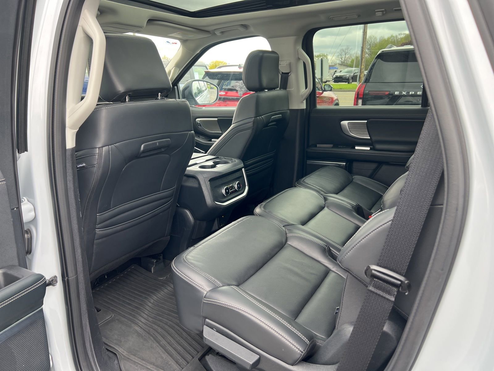 Certified 2025 Ford Expedition Platinum AWD/4WD image 61