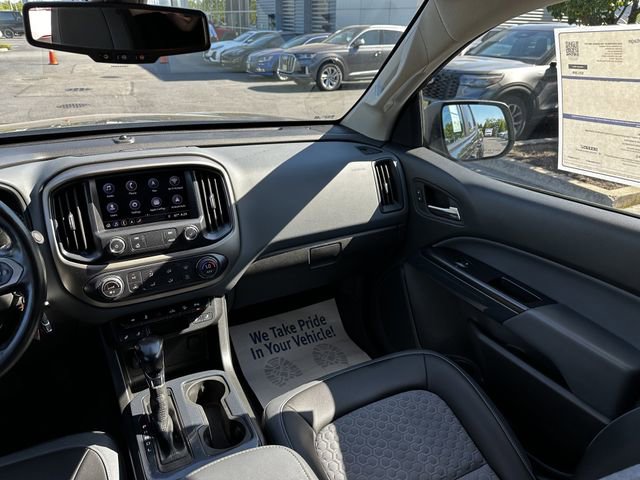 Used 2022 Chevrolet Colorado Z71 AWD/4WD image 17