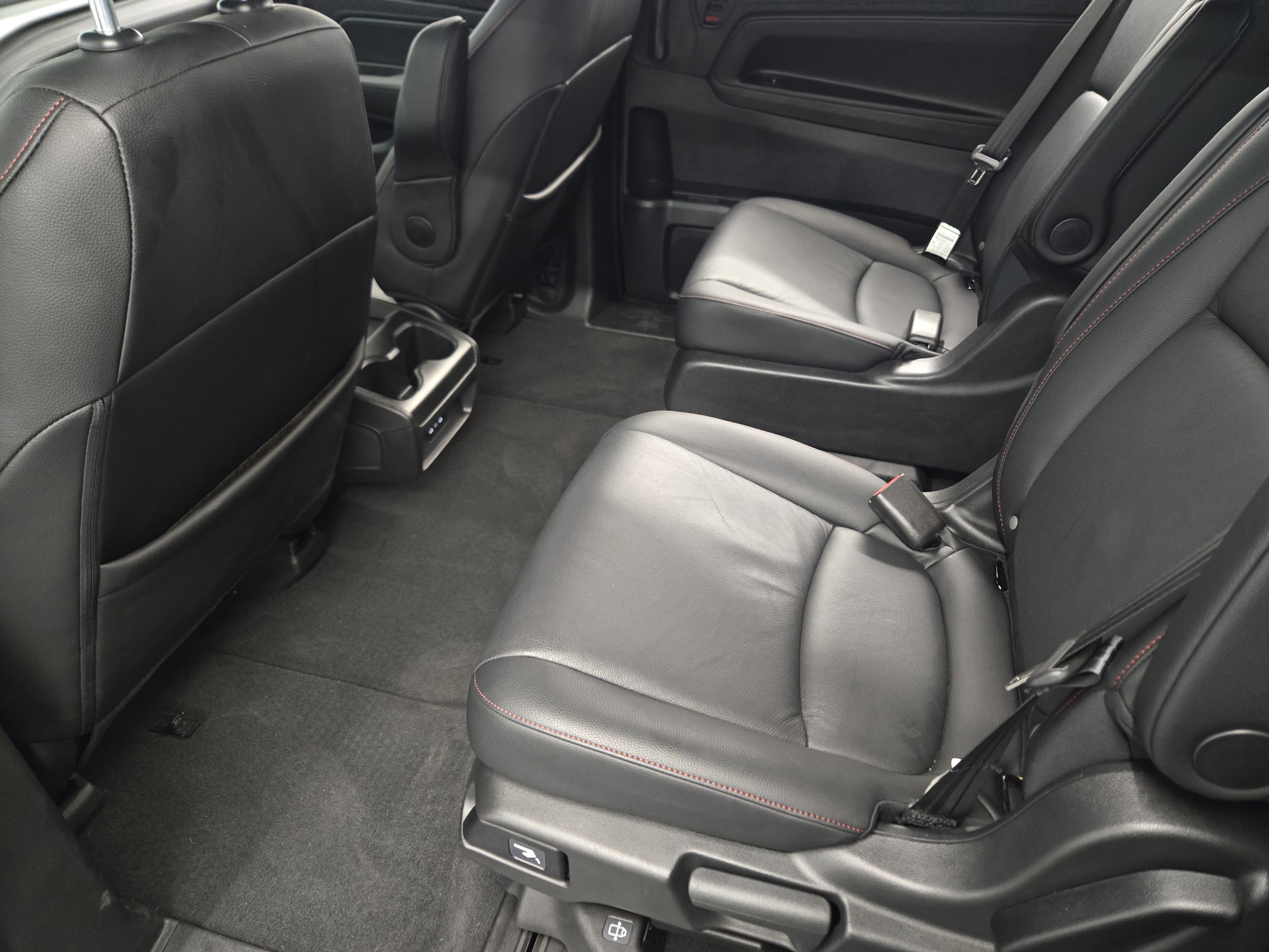 Used 2025 Honda Odyssey Sport-L image 30